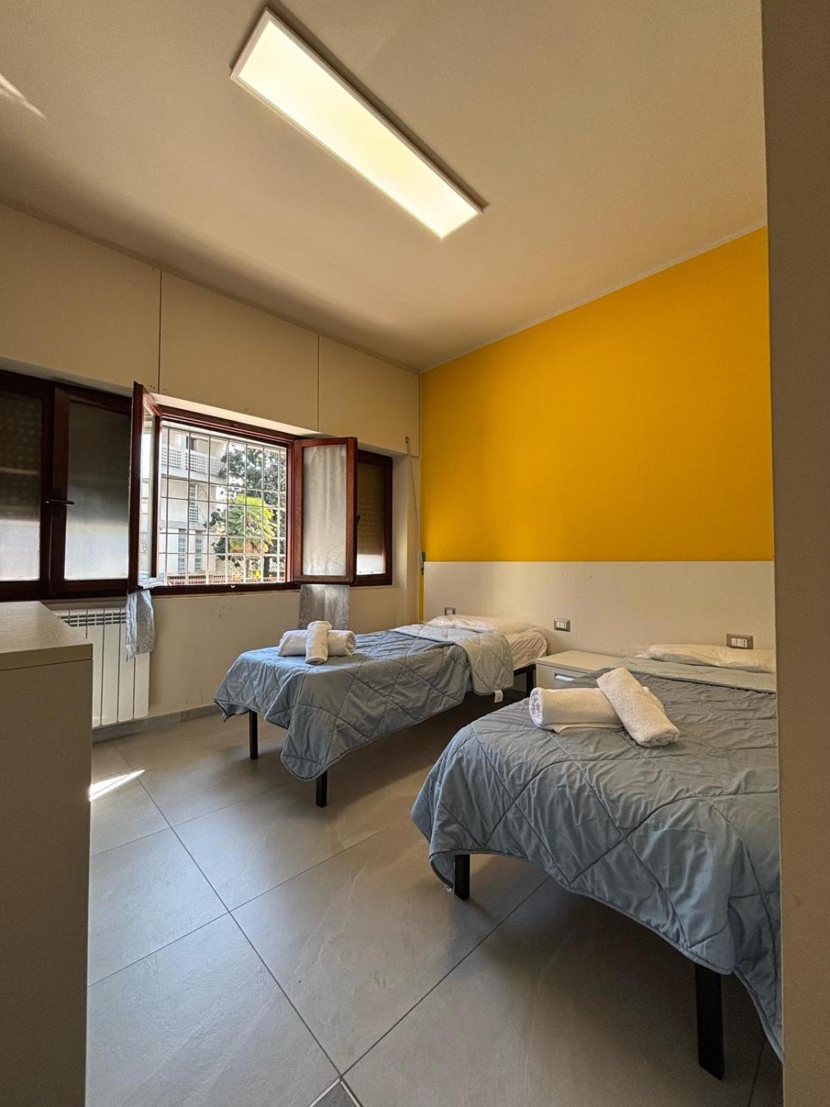 Hotel Arcobaleno By Dimora Chic Novara Exterior foto