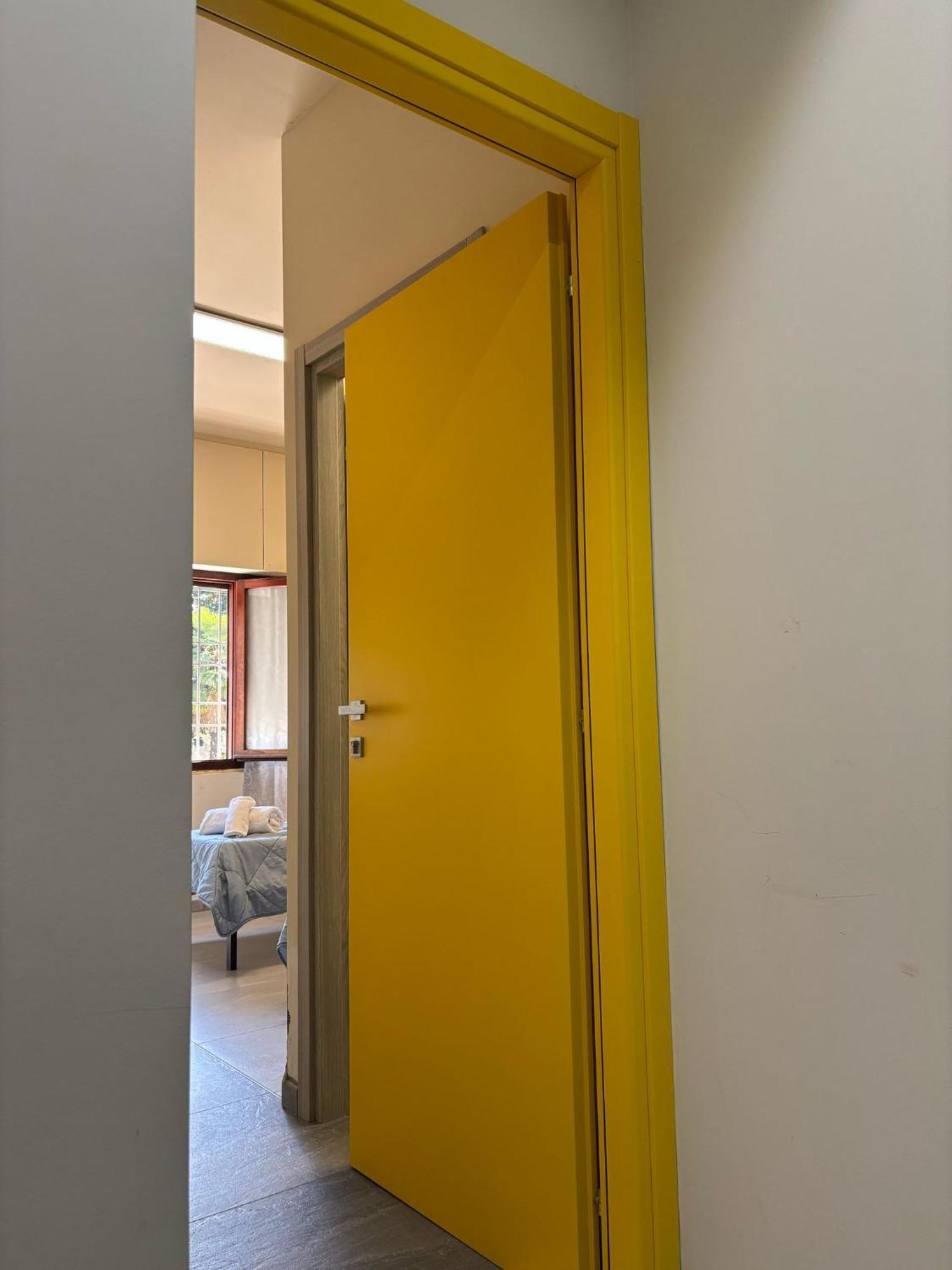 Hotel Arcobaleno By Dimora Chic Novara Exterior foto